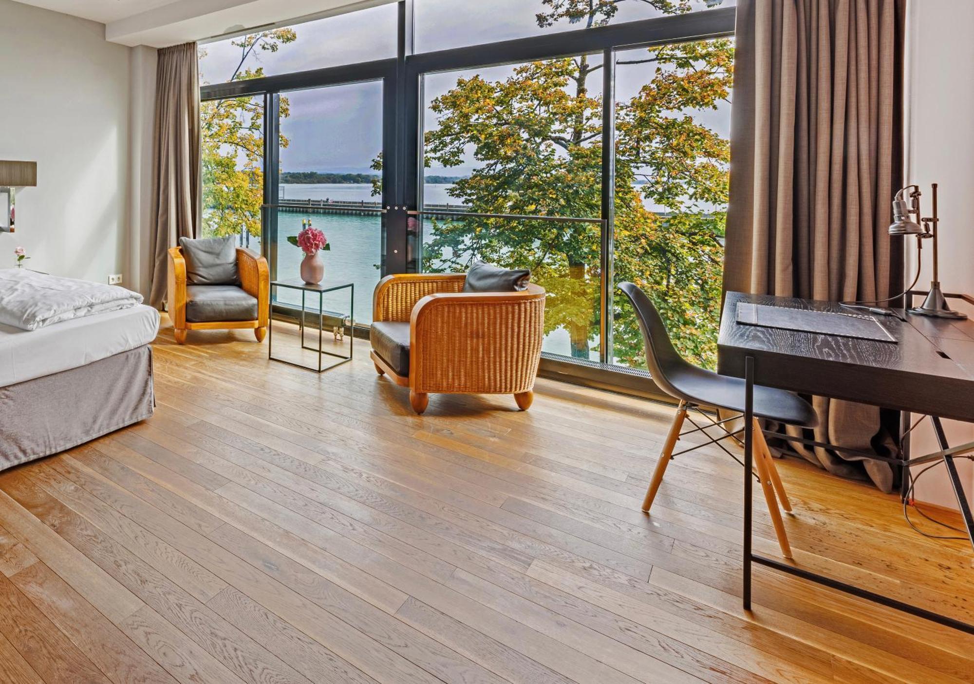 Aika Seaside Living Hotel Фридрихсхафен Екстериор снимка